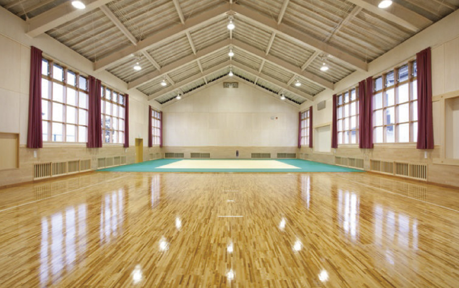 大和の実績紹介 中学校武道場