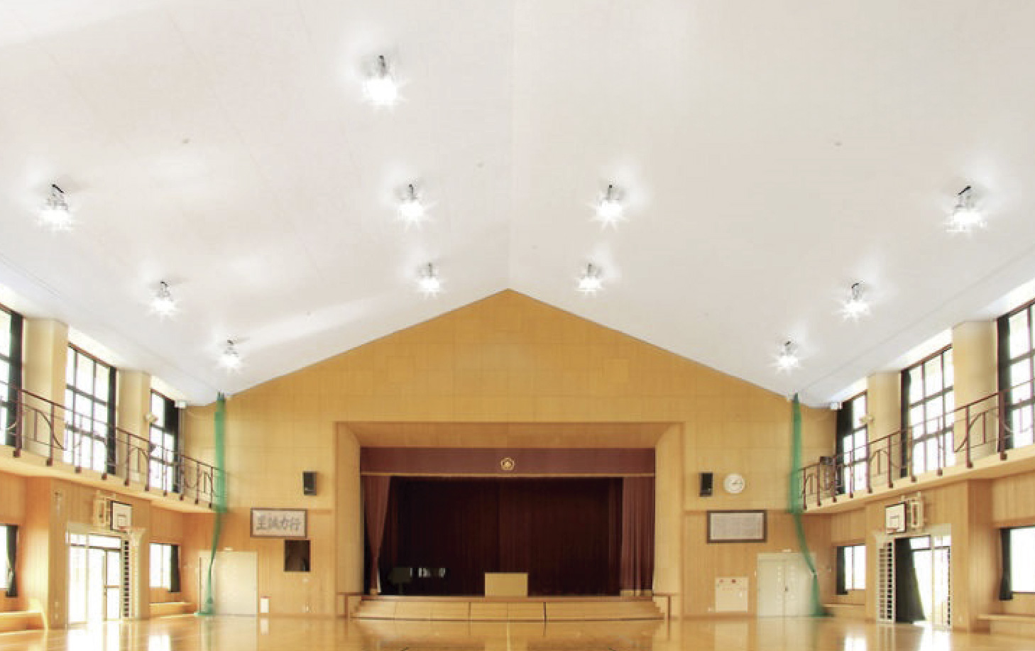大和の実績紹介 小学校体育館（湯田・速水）